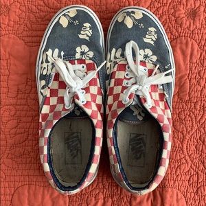 Vans - floral and checkered (W7.5 / M6)